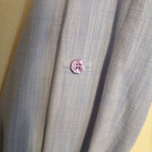 Via Uomo Button Front Shirt-Large-Reversible Cuffs-Roll Tab Sleeve-Contrast Trim - Picture 5 of 12